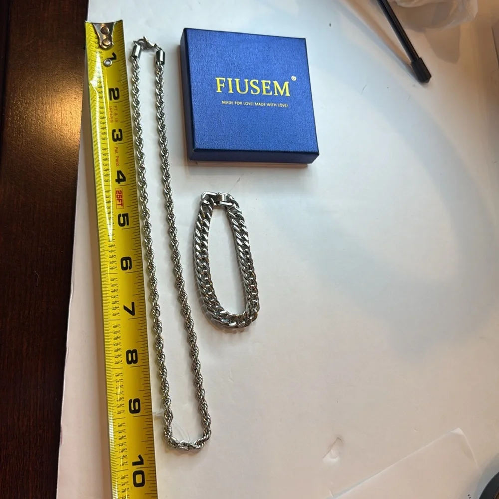 FIUSEM Men’s Stainless Steel Silver tone  Set chain & bracelet New in a box